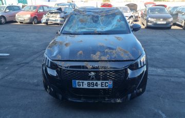 Peugeot 208 2 E-208 GT - 538549 (84)