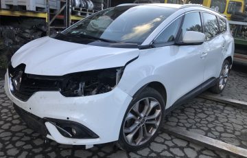 Renault SCENIC 4 – 28589 (17)