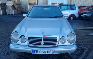 MERCEDES CLASSE E 210 PHASE 1 – 549993 (17)