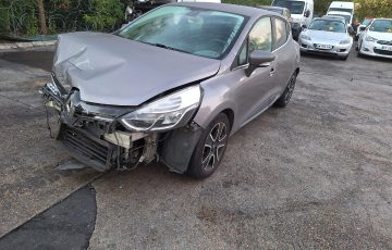 Renault CLIO 4 PHASE 1 – 558771 – VEHICULE SUR LE SITE DE VARENNES-JARCY (11)